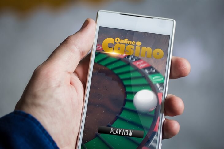 online-casino-smartphone